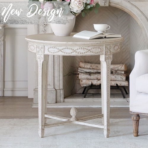 Eloquence® Queen Rococo Bench in Fog Linen and Tea Stain Taupe Finish